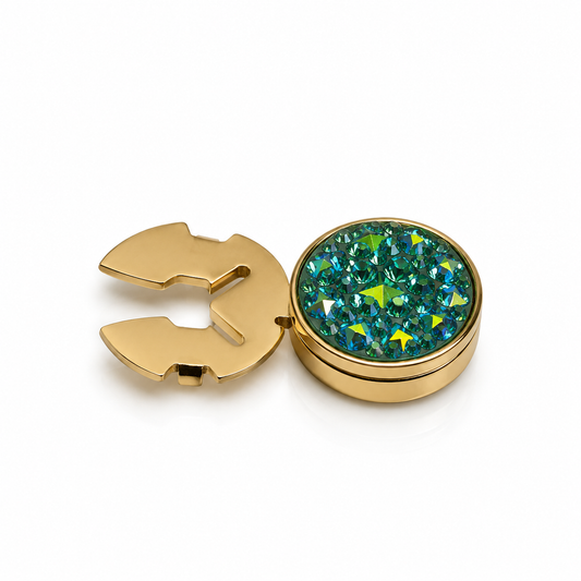 Albetro Emerald Druzy Gold Button Cover — angled view showing clasp