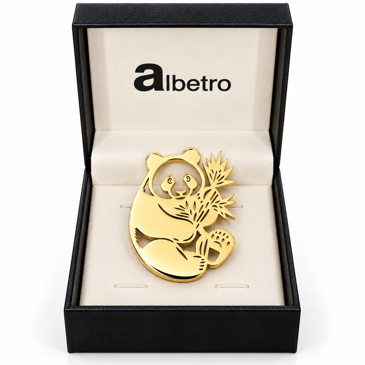 Albetro The Bamboo Panda brooch close-up view