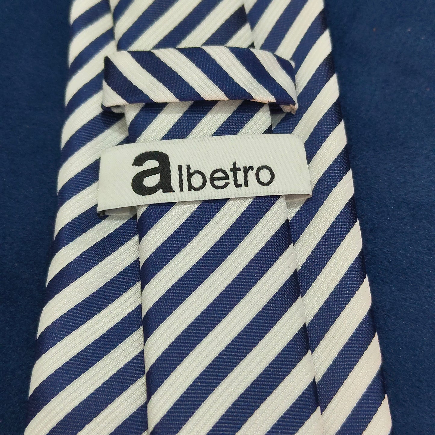 8cm Blue and White Stripe Tie