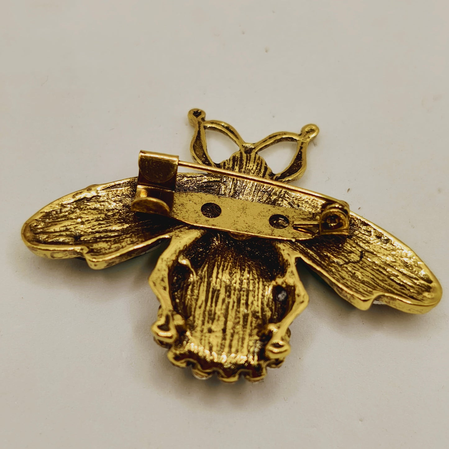 Emerald Bee Luxe Brooch