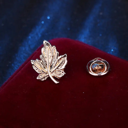 Gold Maple Leaf Lapel Pin