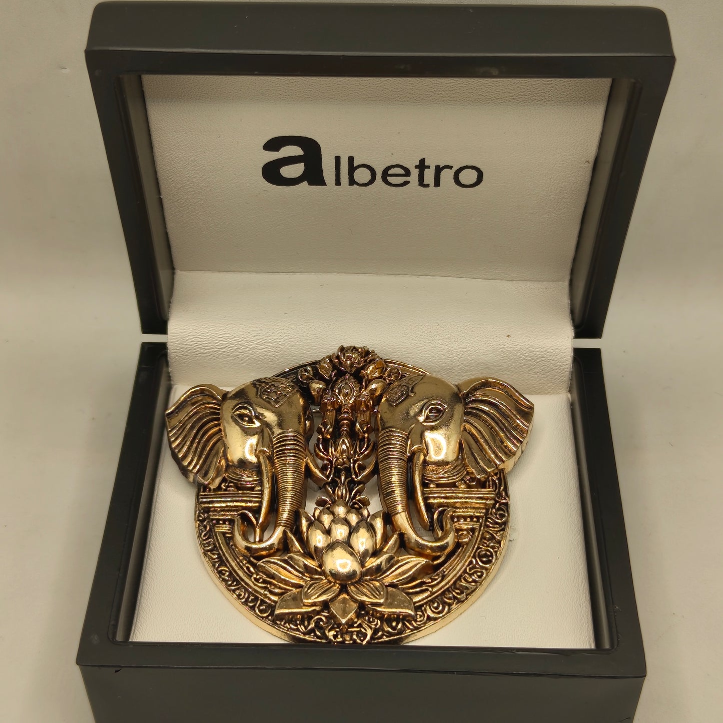 Twin Elephant Lotus Brooch – Antique Gold