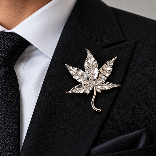 Albetro The Maple Argent silver maple leaf brooch on black suit lapel