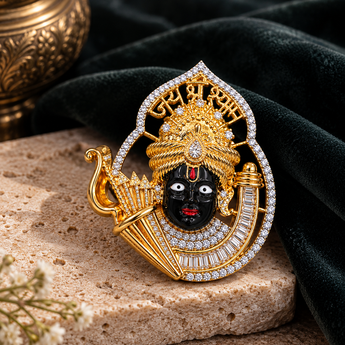 Albetro The Khatu Shyam brooch close-up view