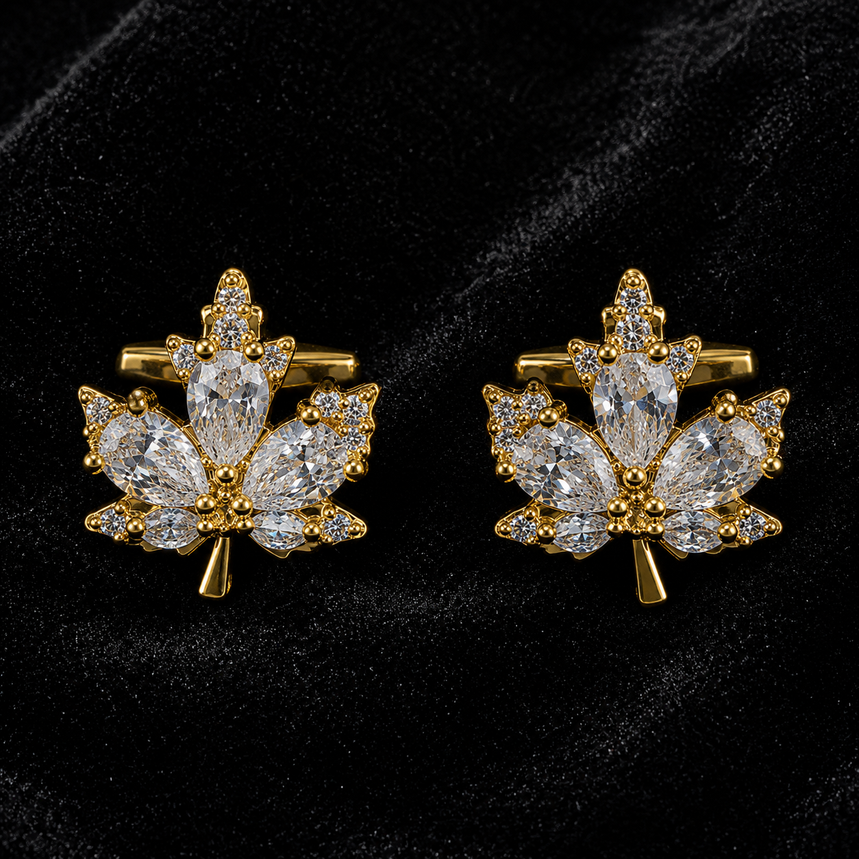 The Crystal Jardin Cufflinks - Detail