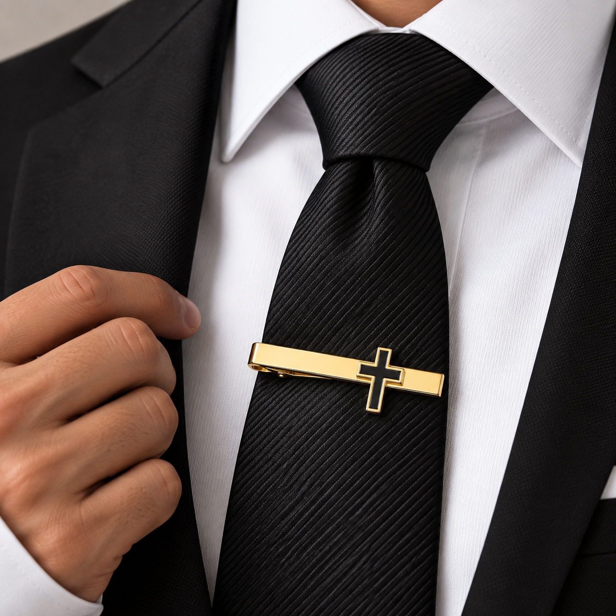 The Sacred Cross Gold & Noir Tie Clip - Model