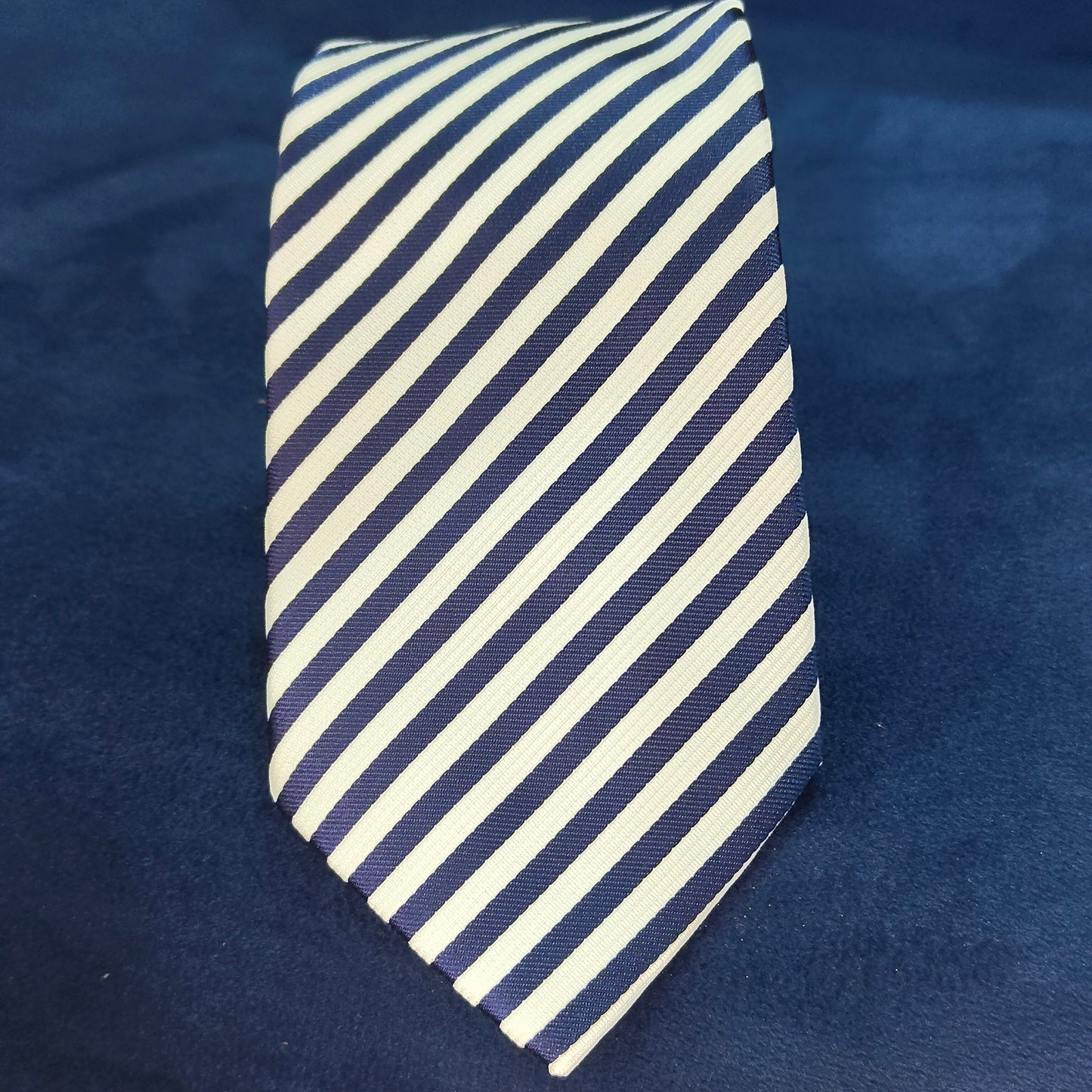 8cm Blue and White Stripe Tie