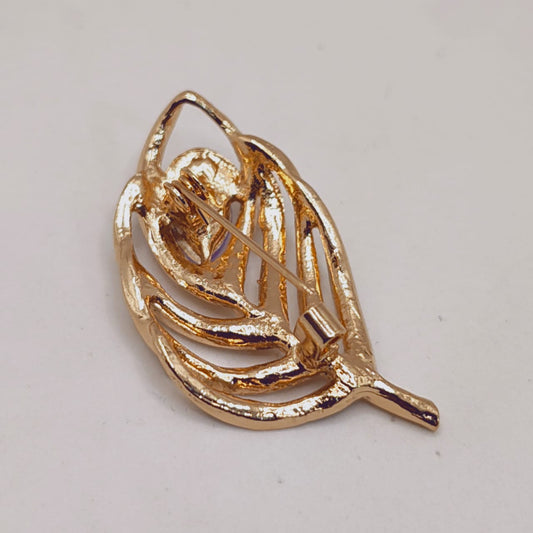 Purple Dewdrop Leaf Brooch