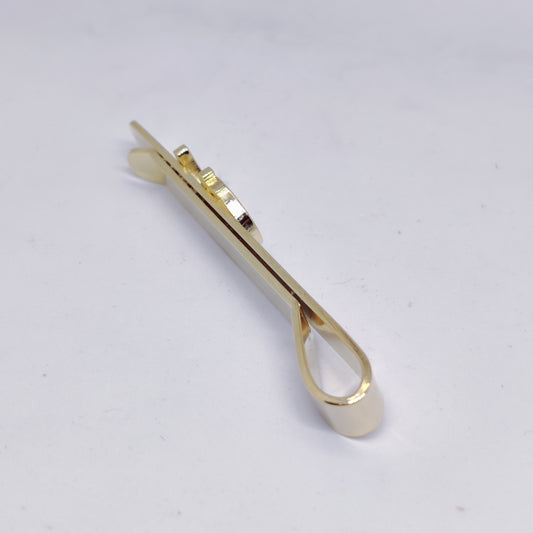 GM initial tieclip