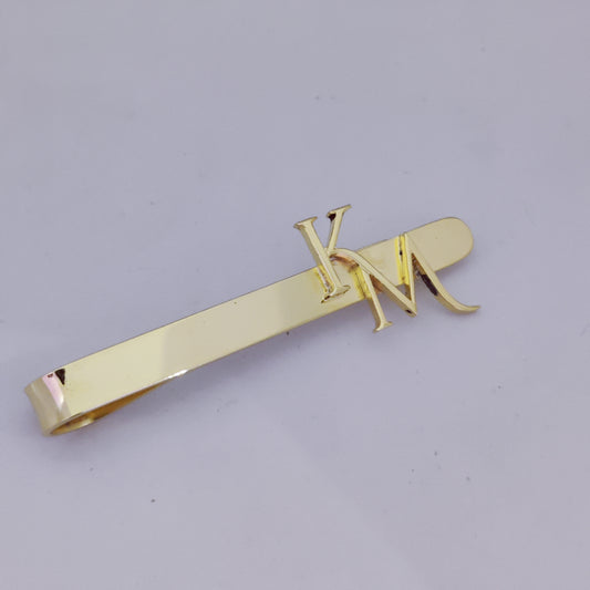 KM initial Tie Pin