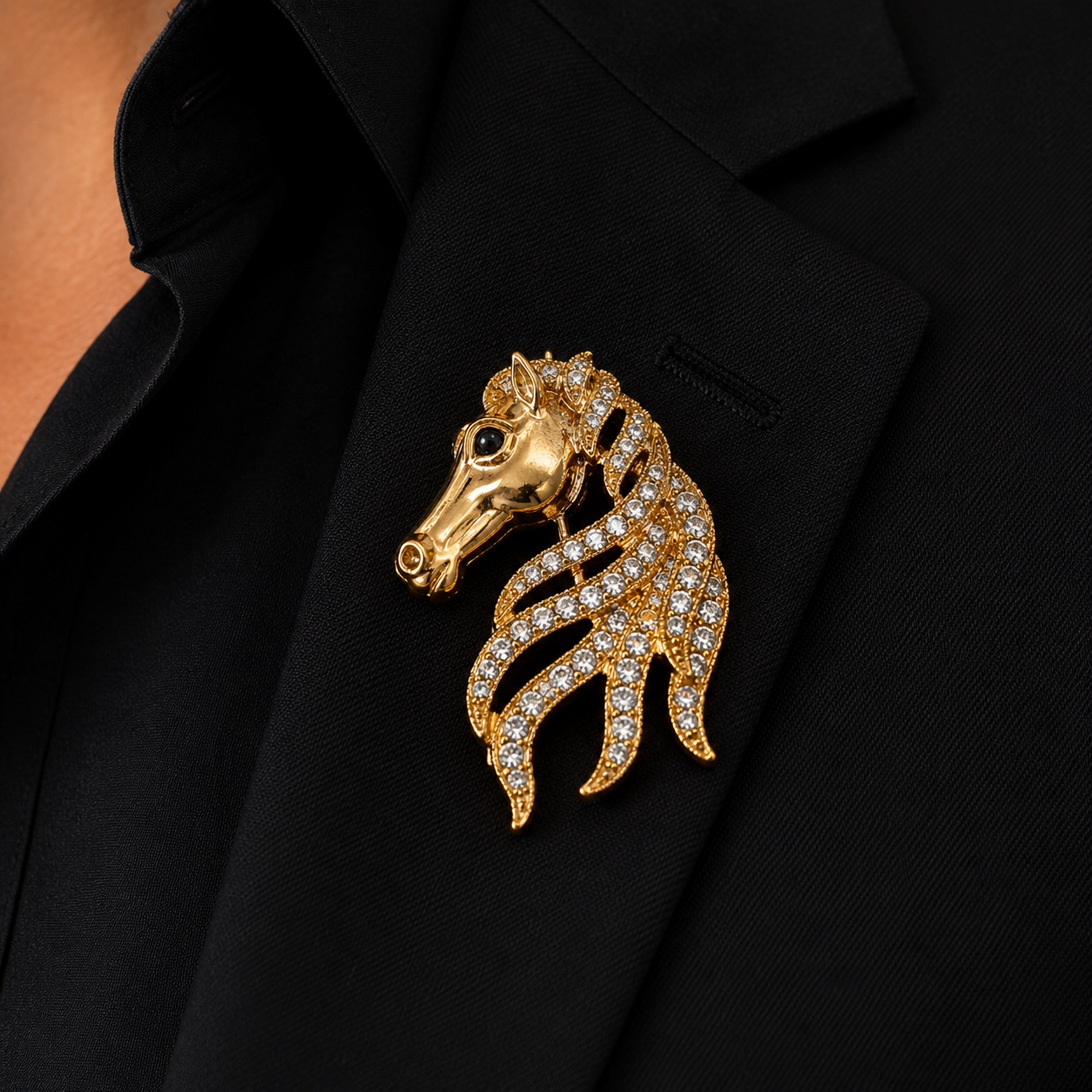 Crystal Mane Horse Head Brooch — Antique Gold